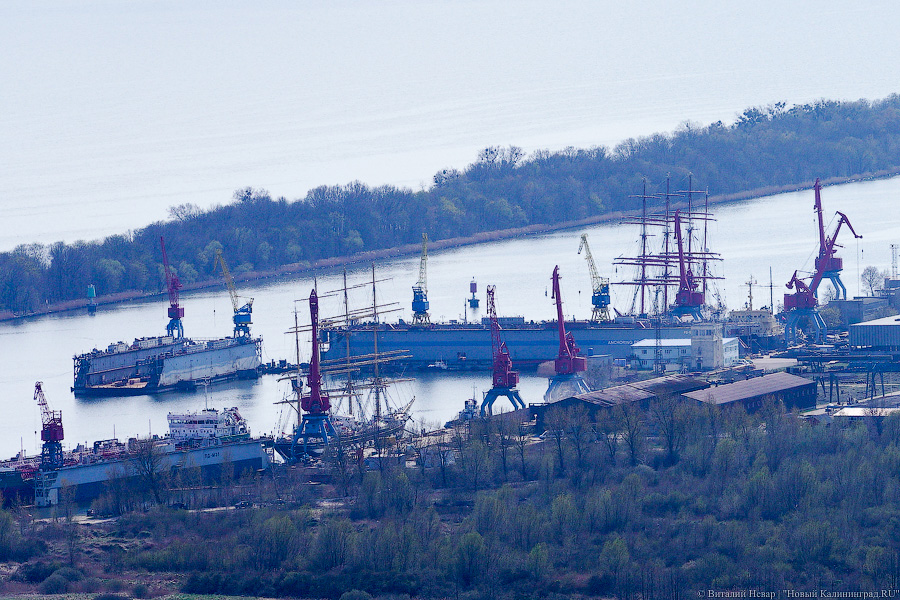 Под винтом вертолёта о чем-то поёт: воздушный парад глазами участника (фото)