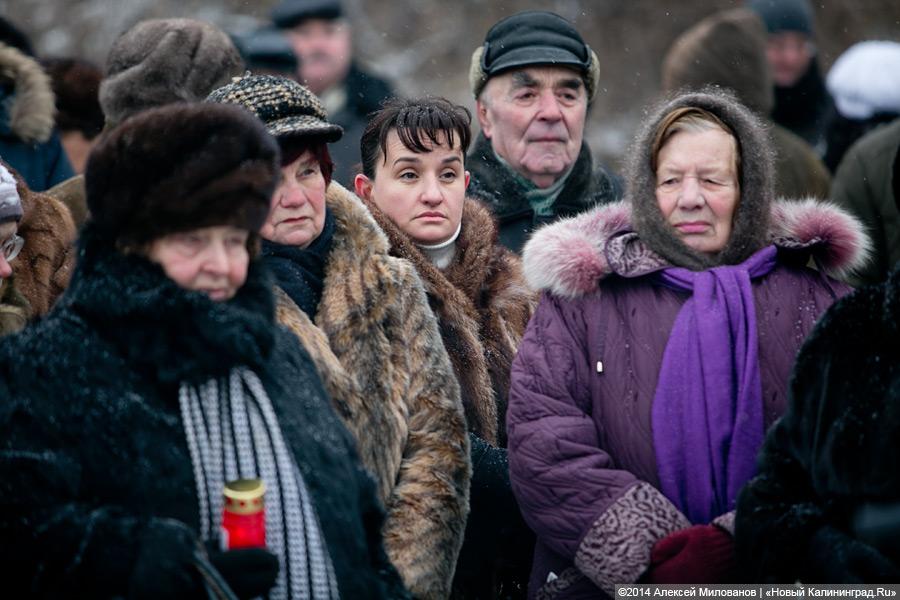 Лампады на снегу: 69-я годовщина расстрела узников концлагеря Штуттгоф