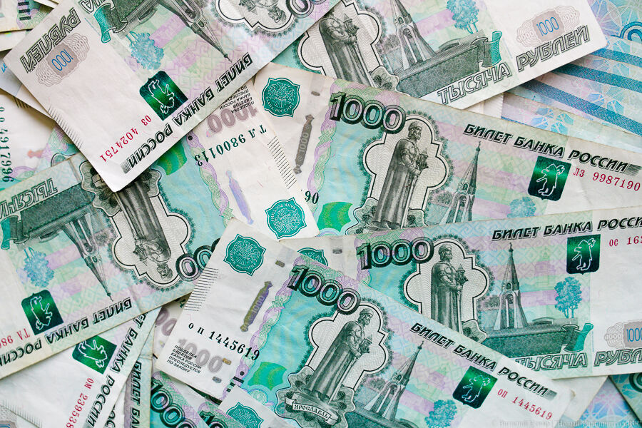 Москвич вызвался помочь иностранцу провезти деньги через польскую границу и обокрал его