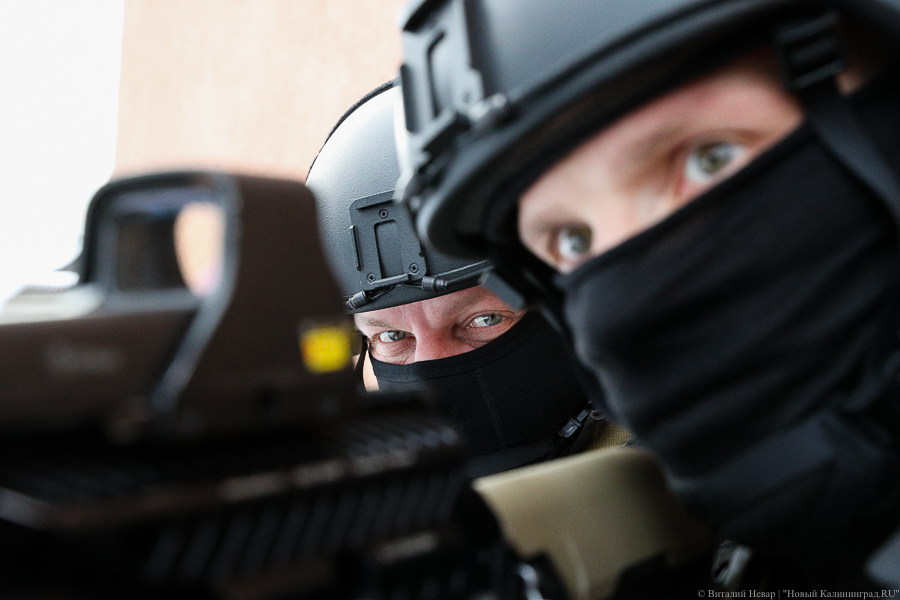 Опубликовано видео ограбления банка в Калининграде и задержания подозреваемого (видео)