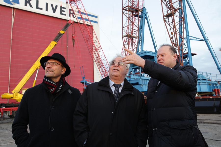 От буровых до стадиона: Николай Цуканов присматривает местных подрядчиков на стройки ЧМ-2018