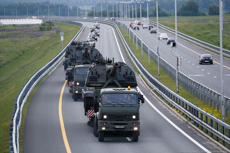 Люпины и «Гиацинты»: передислокация военной техники для парада в Калининграде (фото)