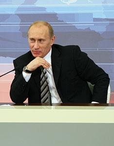 Путин надеется на рост экономики в 2010 году, но бюджет будет дефицитным