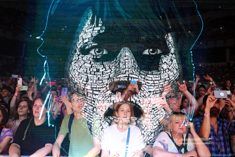 В Калининграде прошёл концерт группы «Кино». Голос Виктора Цоя оцифровали (фото)