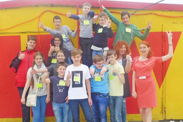 «Академия гениев» проводит весеннюю школу по робототехнике и программированию