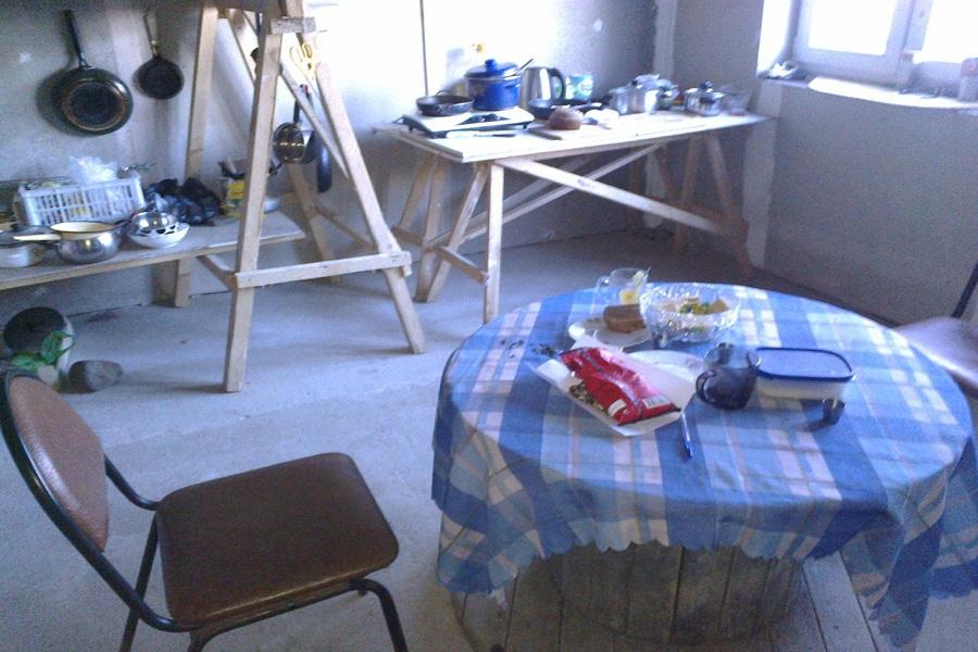 Застряли на Курилах: калининградцы не могут вернуться с другого конца страны