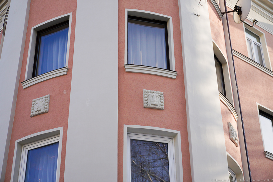 В Калининграде завершается капремонт исторического дома на проспекте Мира (фото)