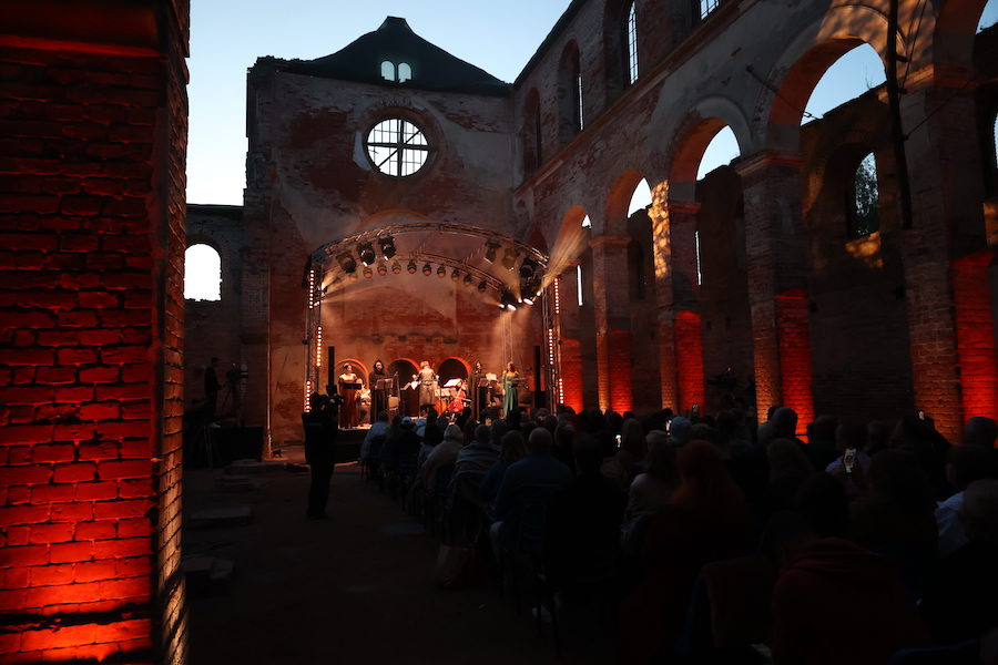 4 июня: «Кантата. Закат династии Стюартов» в кирхе Меляукена