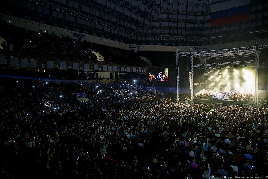 Средство от депрессии: «Би-2» с симфоническим оркестром в Калининграде