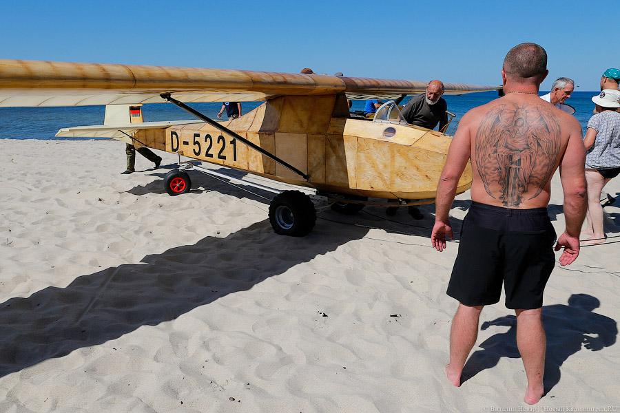 Мчатся самолёты ниже облаков: как прошёл День полётов на Куршской косе