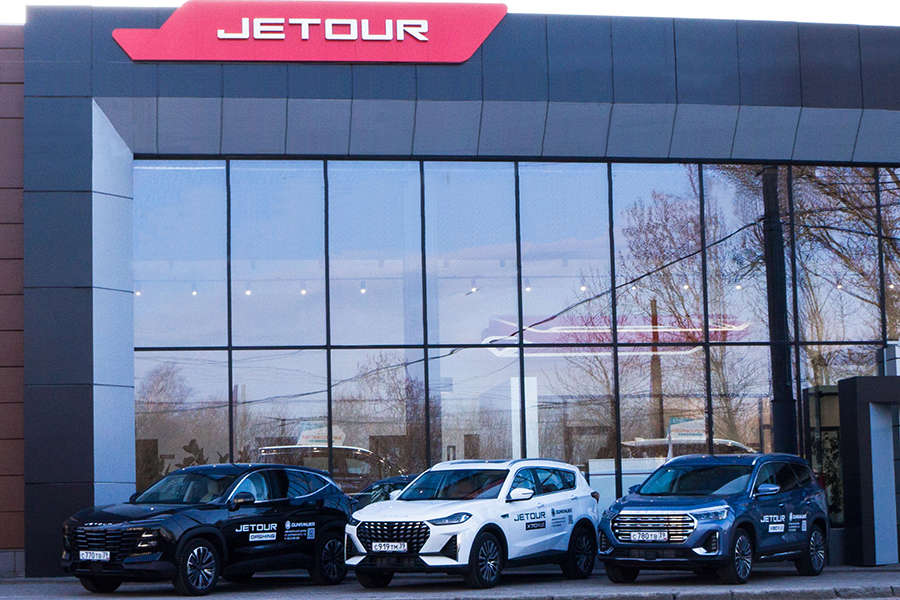 Путешествуй вместе с Jetour: обзор модельного ряда дилерского центра «Динамика»