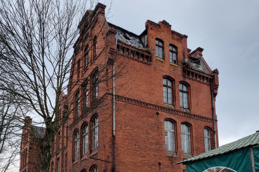 Историческое здание больницы в Черняховске признали памятником (фото)