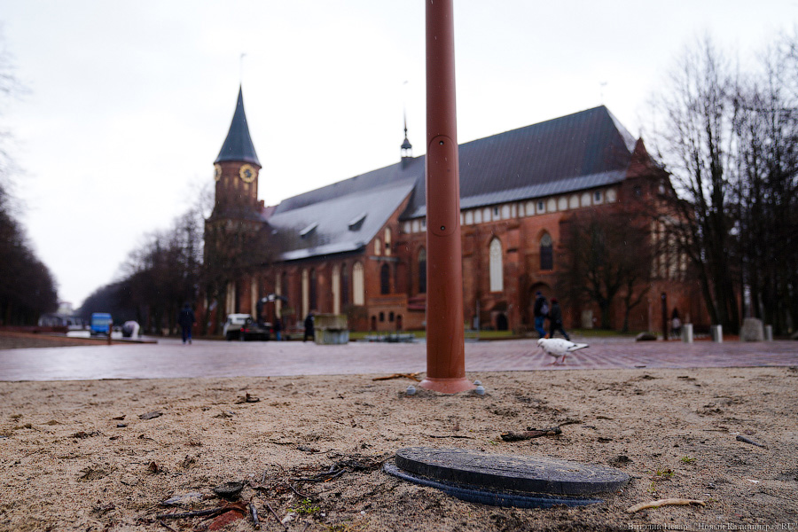 «Грязные» миллионы: во что превратился благоустроенный остров Канта к весне (фото)