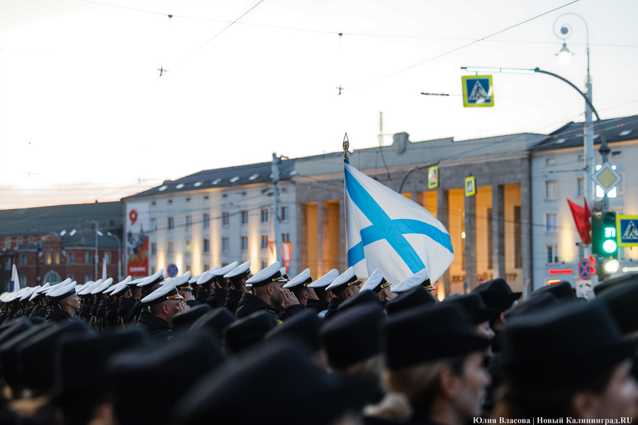 Другой формат по всей стране: в Калининграде прошла ночная репетиция парада Победы (фото)