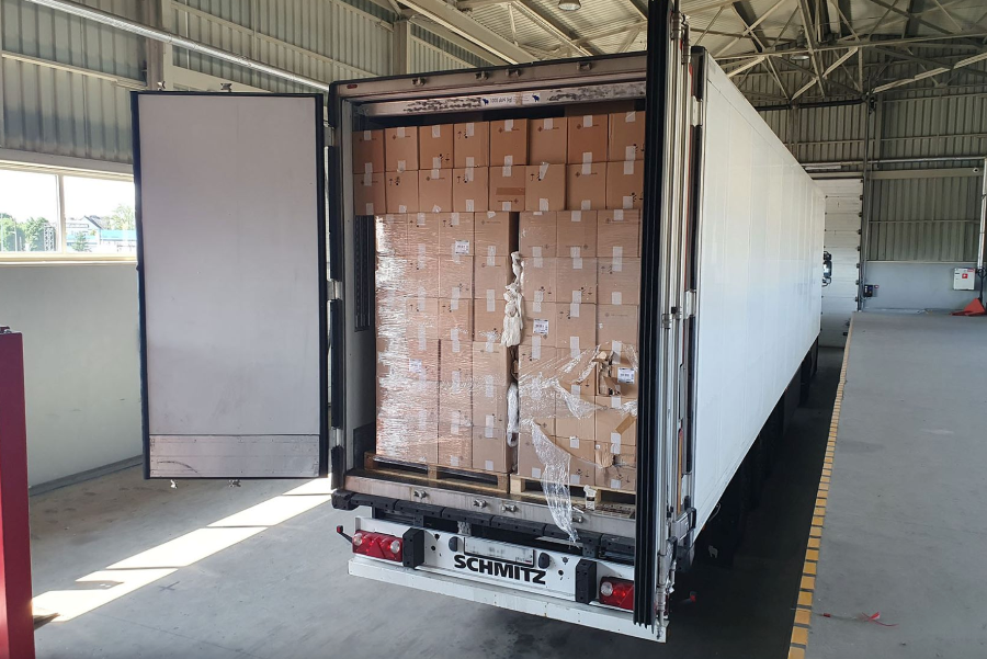 В Литве задержали фуру из РФ, набитую контрабандными сигаретами на 4 млн евро