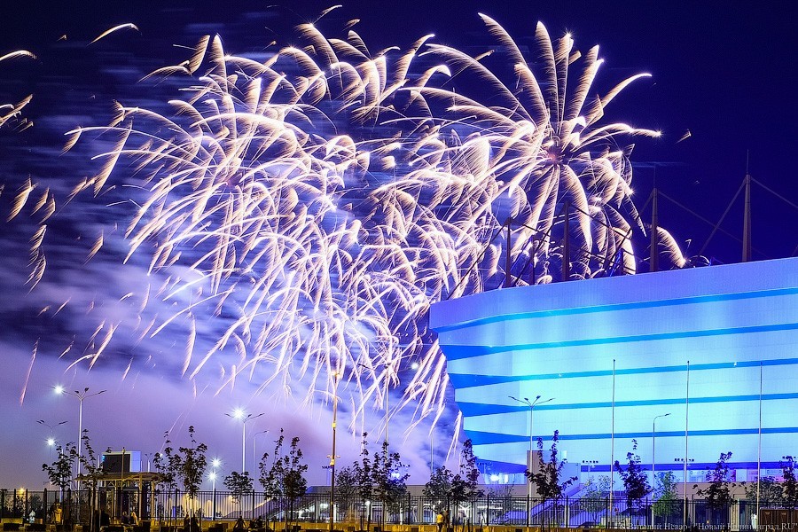 В Калининграде стартовал чемпионат фейерверков. Показываем, как это было (фото)
