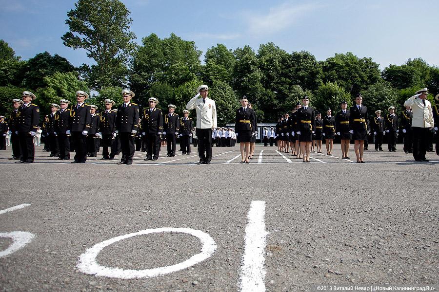 В кильватерном гордом строю: в БВМИ прошёл выпуск лейтенантов