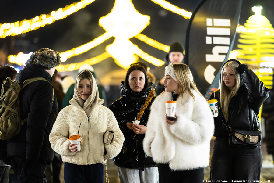 Новогодний вайб на острове Канта: как проходит праздничная ярмарка в Калининграде (фото)