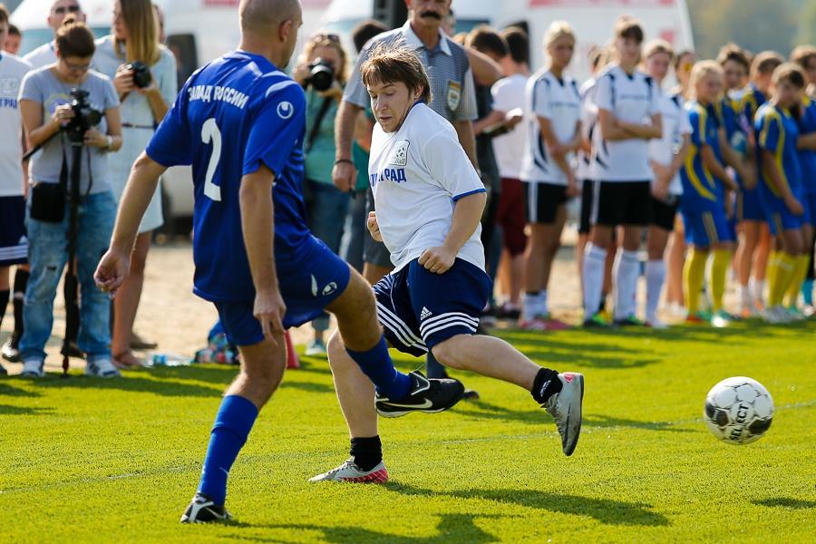 Результат без табло: как Цуканов и Ярошук с блогерами в футбол играли