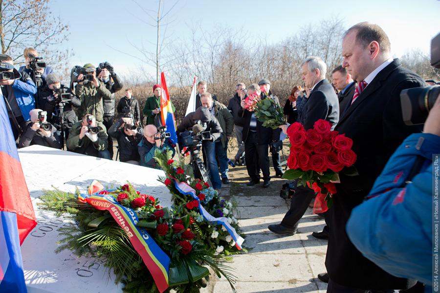 Наш герой и «не их герой»: как прошла церемония памяти Черняховского в Польше