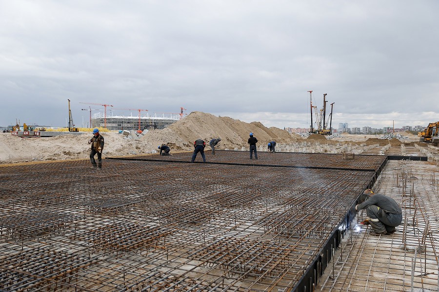 Власти объяснили причины переноса срока ввода в эксплуатацию стадиона к ЧМ-2018 в Калининграде