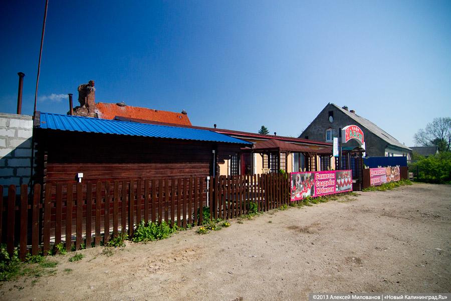 «Фрески и аисты»: вокруг кирхи в посёлке Кумачево идёт судебная тяжба