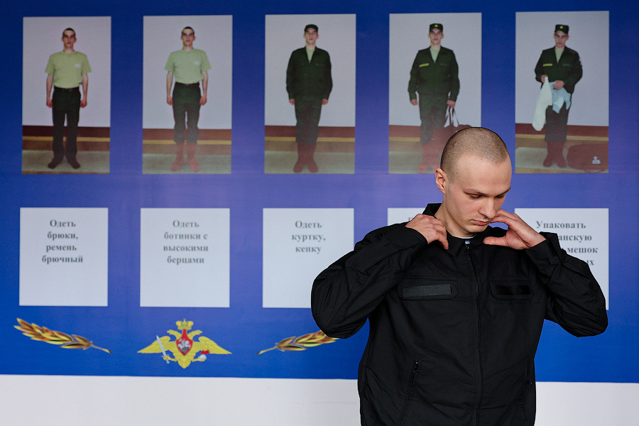 Срочный ноябрь: в Калининградской области первых призывников отправляют в части (фото)