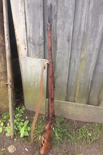 У калининградца обнаружили «найденную в лесу» боевую винтовку 19-го века (фото)