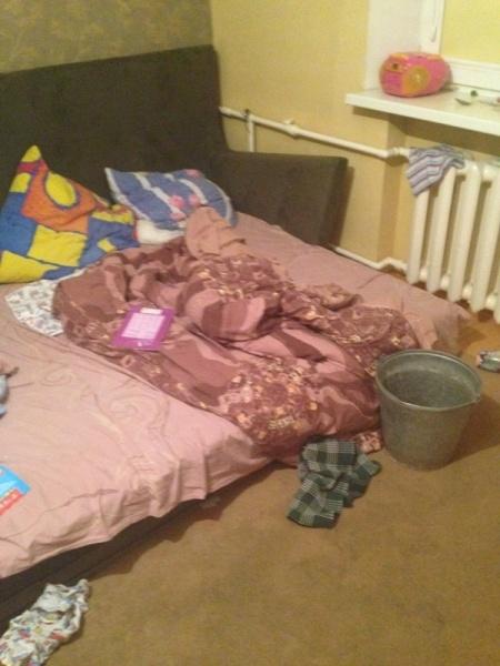 Полицейские забрали 3-летнего ребенка у матери, страдающей алкогольной зависимостью