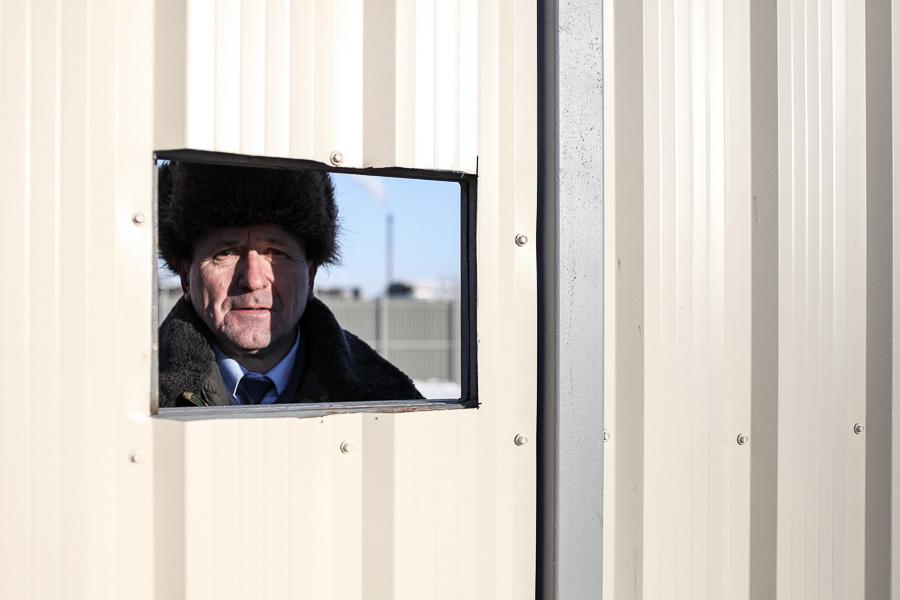 Уют за колючей проволокой: что ждет иностранцев, попавших в миграционный центр