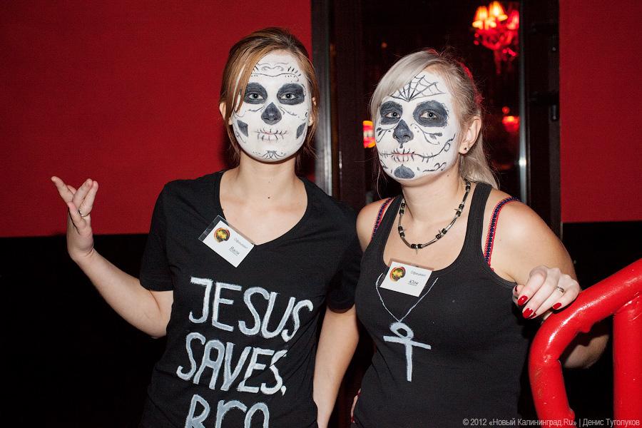 «Живее всех святых»: фоторепортаж с Хэллоуина на «Вагонке»