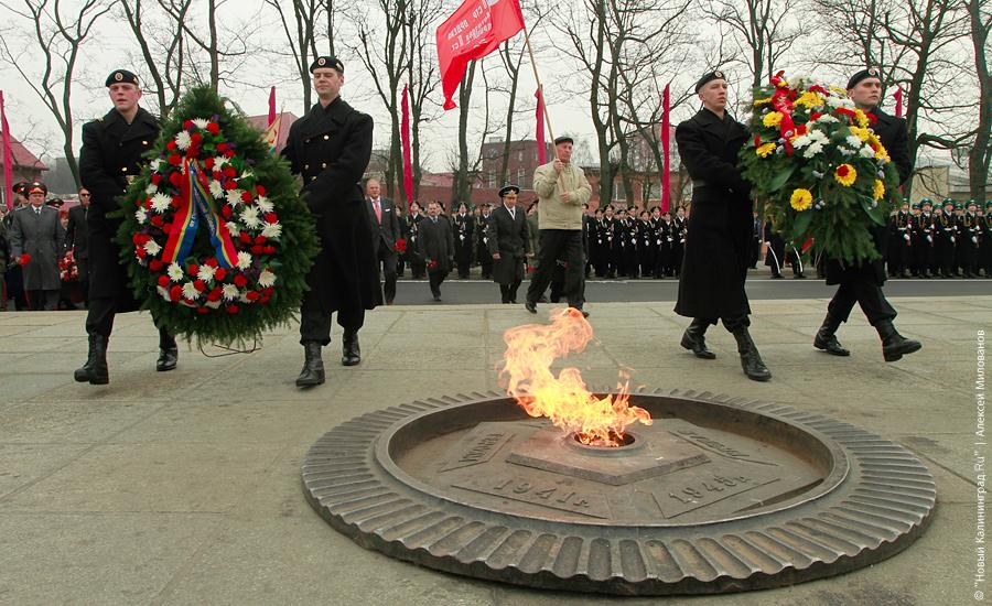Торжества на мемориале 1200 гвардейцам: фоторепортаж "Нового Калининграда.Ru"