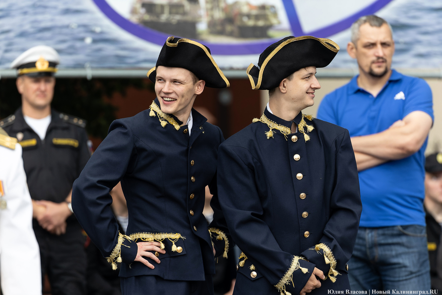День ВМФ в Балтийске: как прошел парад кораблей Балтфлота (фото)
