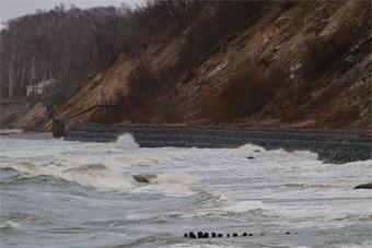 Морозов: пляжи региона ежегодно теряют в среднем более 4 см