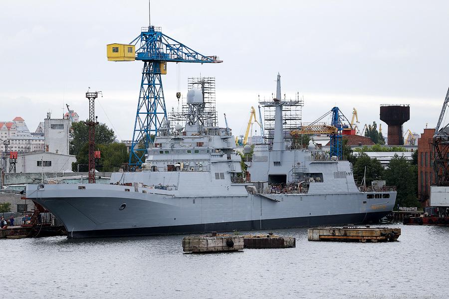 Исполин на колёсах: в Калининграде спустили на воду фрегат «Адмирал Макаров»