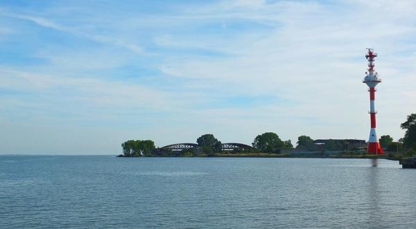 «МегаФон» показал «западный край» российских сотовых сетей