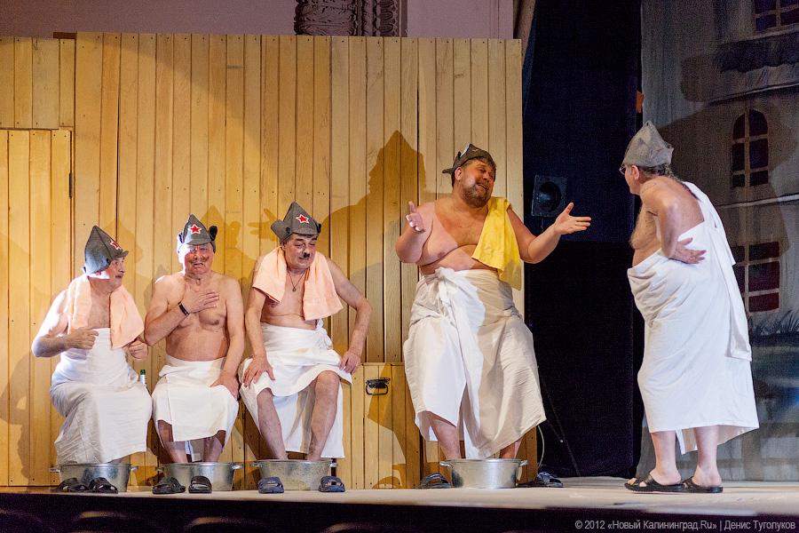 «Ревизор приехал»: фоторепортаж с репетиции спектакля «К нам едет ревизор»