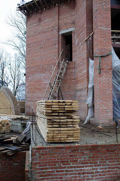 Полминарета: что происходит на стройке мечети в бывшем парке 40-летия ВЛКСМ