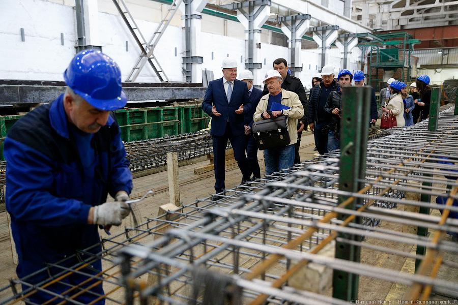 «Скажи им, Андрей»: кто льёт сваи для стадиона к чемпионату мира на Острове