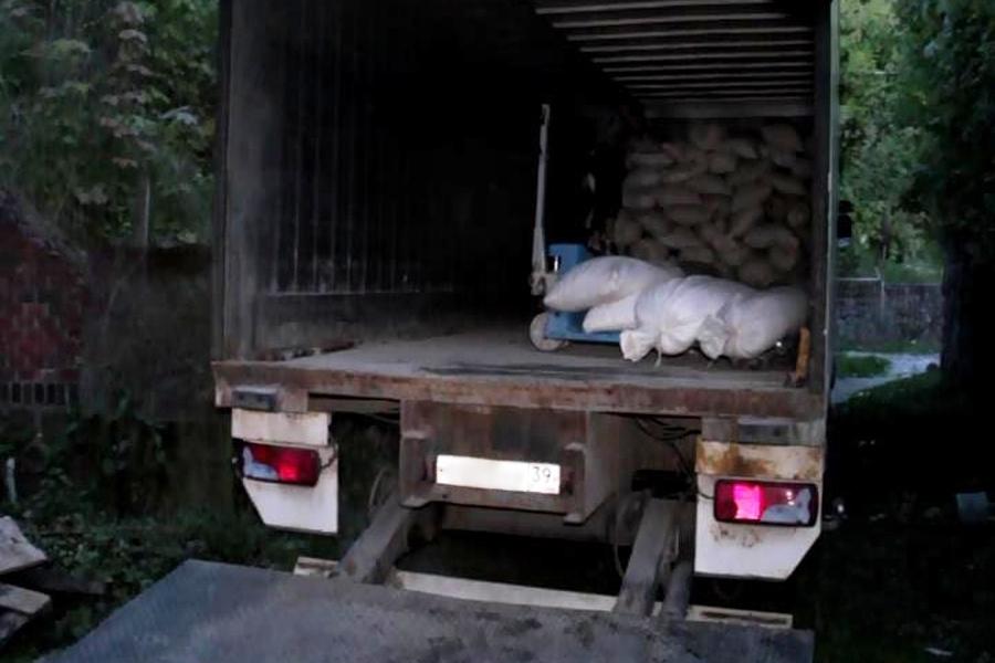 В Балтийске в немецком форту полиция нашла тайник с янтарём на 87 миллионов евро (фото)