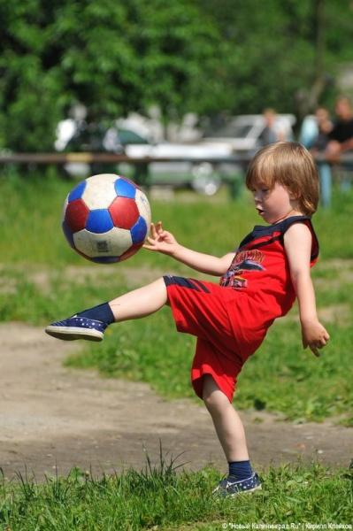 Школьники отметили День России: фоторепортаж "Нового Калининграда.Ru"