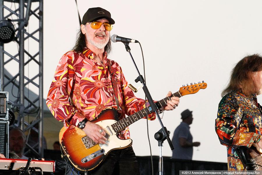 «Дважды дождливый»: фоторепортаж с гала-концерта к 757-летию Калининграда