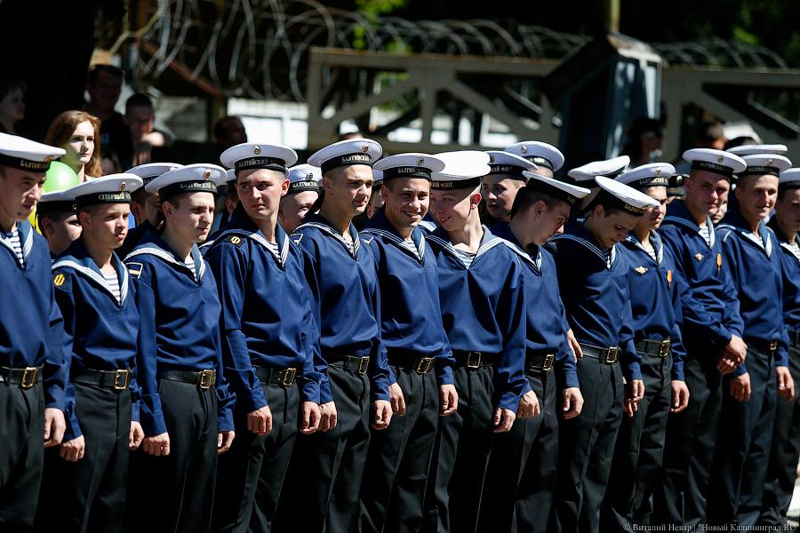 «Шабалин» вернулся: большой десантный корабль пришёл из похода (фото)