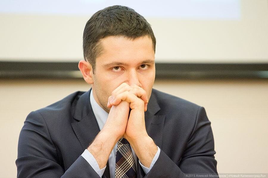 Алиханов хотел дать больше «земельных сертификатов» многодетным. Прокуратура против