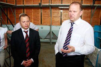 Цуканов отправил Зарудного на скотомогильник