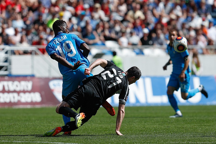 В обмен на пробки: церемония открытия и матч «Балтика» — «Тюмень» (фото)