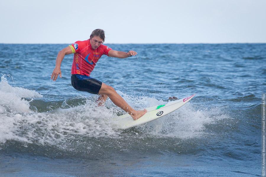 Сцены у моря: этап Чемпионата России по сёрфингу в Зеленоградске