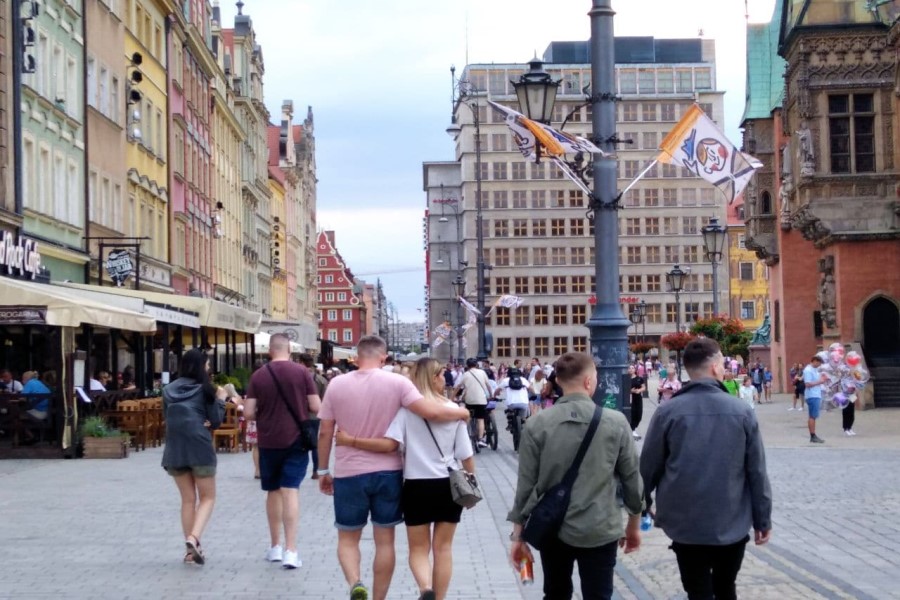 Свободно и без масок: как Польша пережила локдаун и что там происходит сегодня