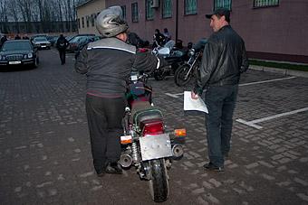 Байкер: "Многие просто не снимали мотоциклы с учета"