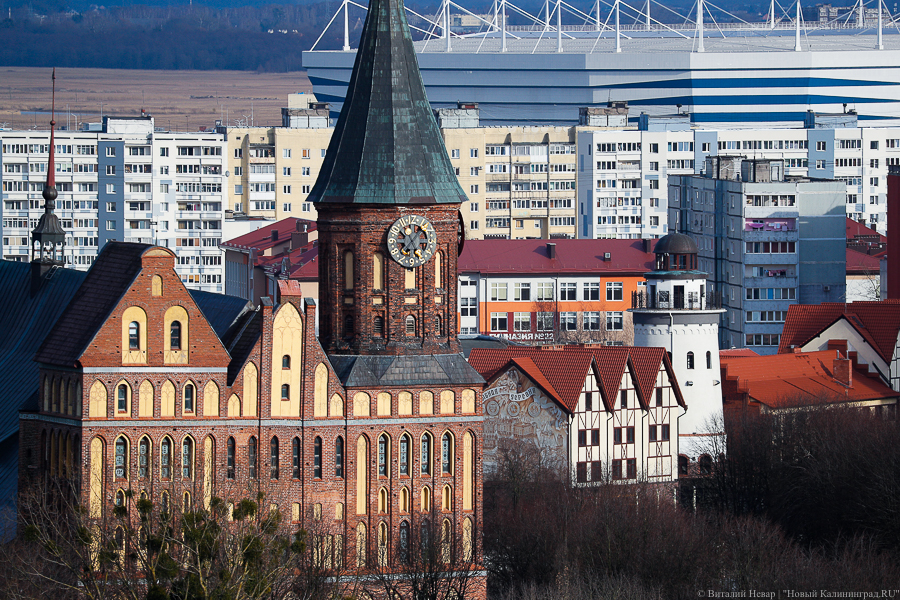 В Кафедральном соборе неизвестные повредили скульптуру эпитафии Радзивиллов (фото)